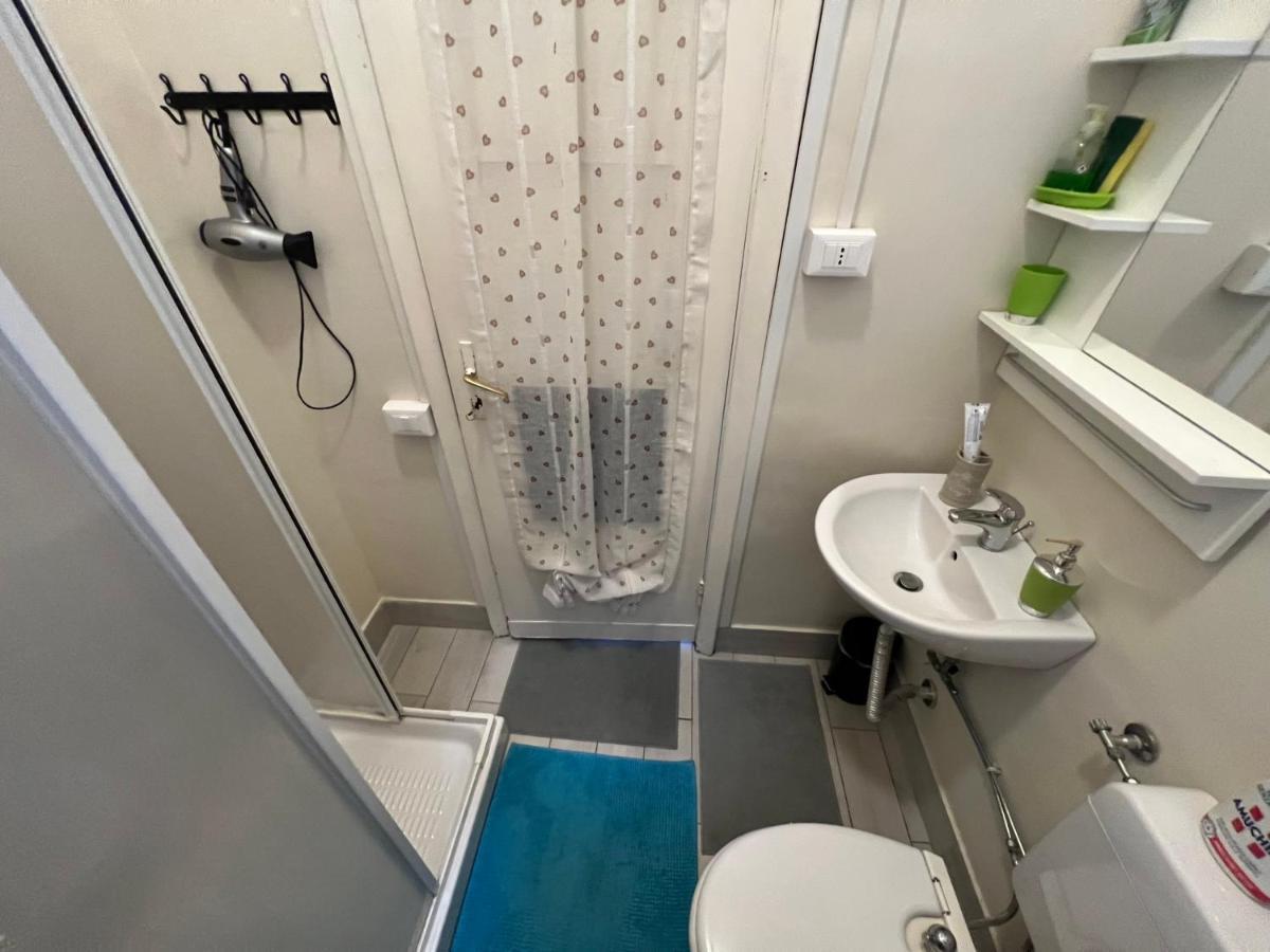 B&B Piazza Della Vittoria Генуя Экстерьер фото